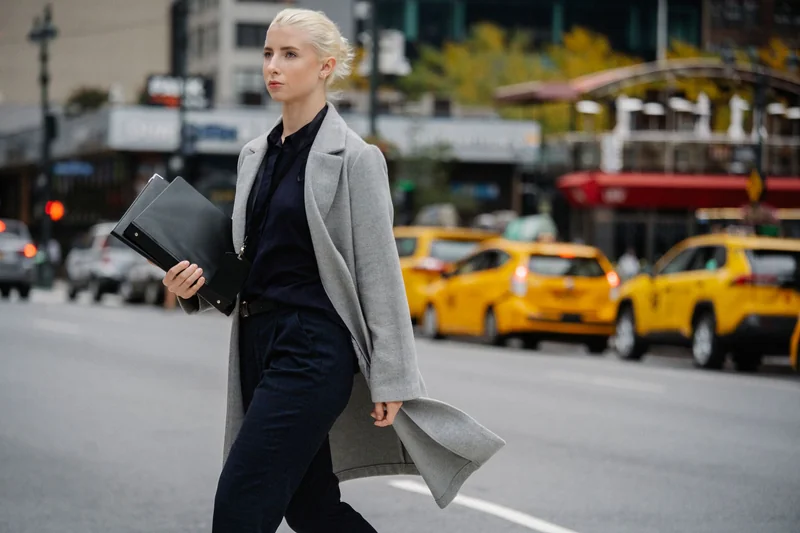 Business-Outfit bei 8 bis 15 Grad: Zwiebellook fürs Büro