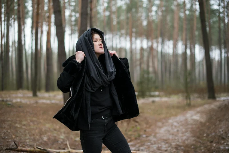 Was soll ich bei diesem Wetter anziehen? Outfits für Übergang