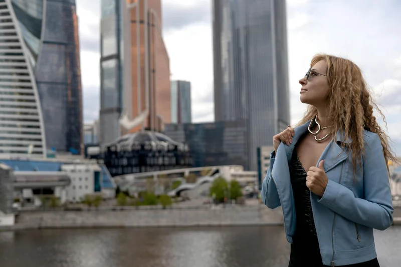 L’art de superposer : voyager sous un temps variable