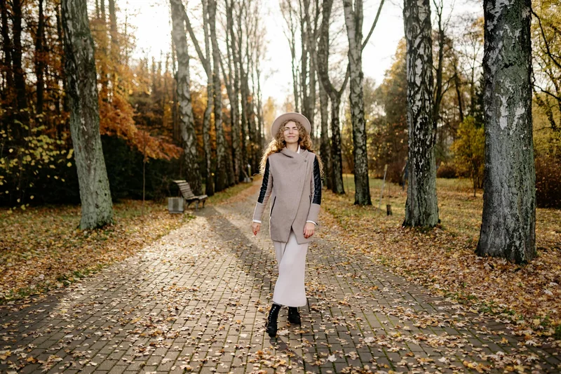 Looks de voyage irrésistibles : soyez la star de vos photos